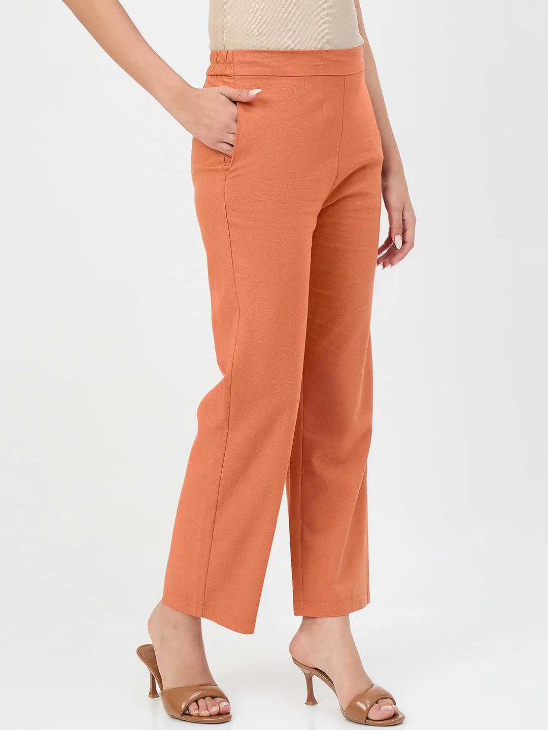 Madame Rust Straight-Fit Linen-Blend Trousers - Image 4