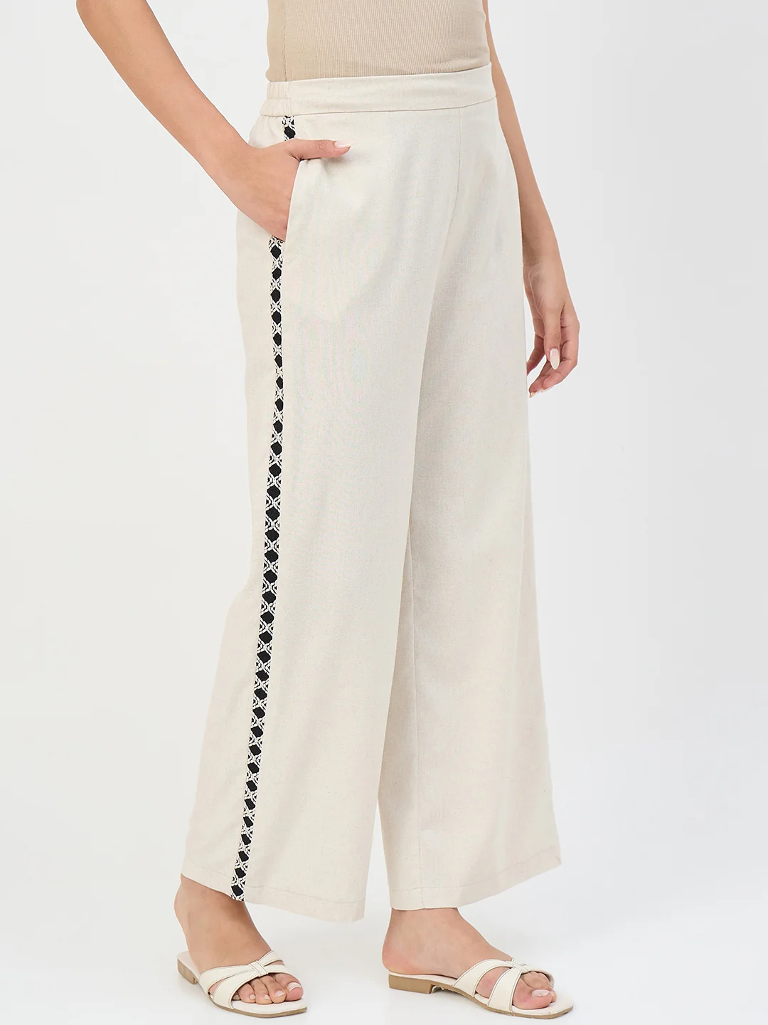 Madame Beige Straight-Fit Linen-Blend Trousers - Image 4