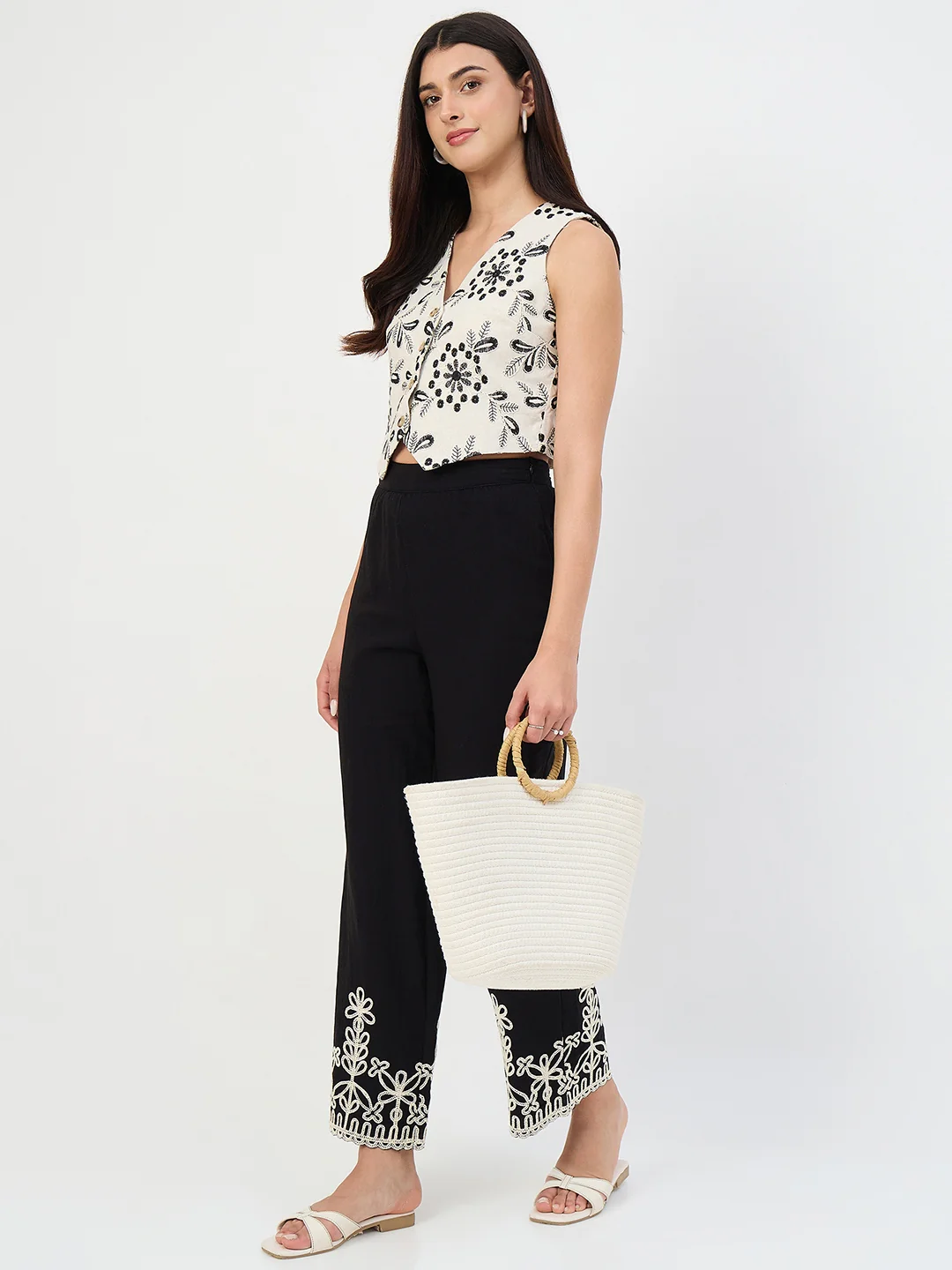 Madame Beige Embroidered Linen-Blend Vest Top - Image 4