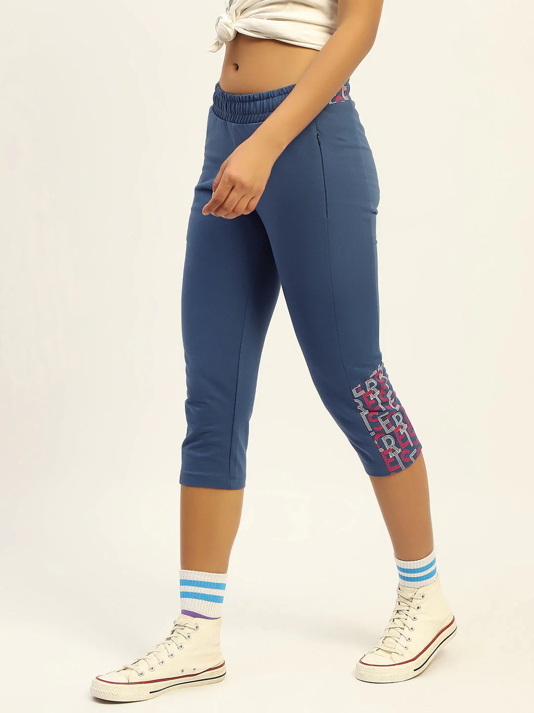 mSECRET Printed Blue Cotton Blend Capri - Image 4