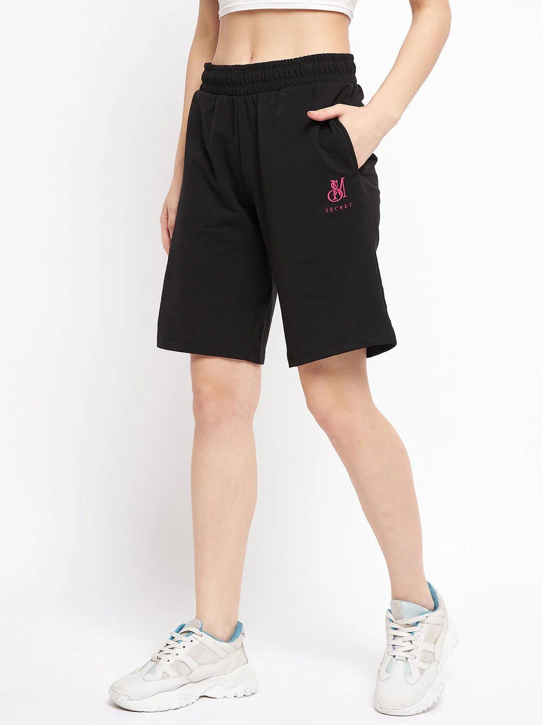 mSECRET Mid-Rise Solid Black Shorts - Image 4