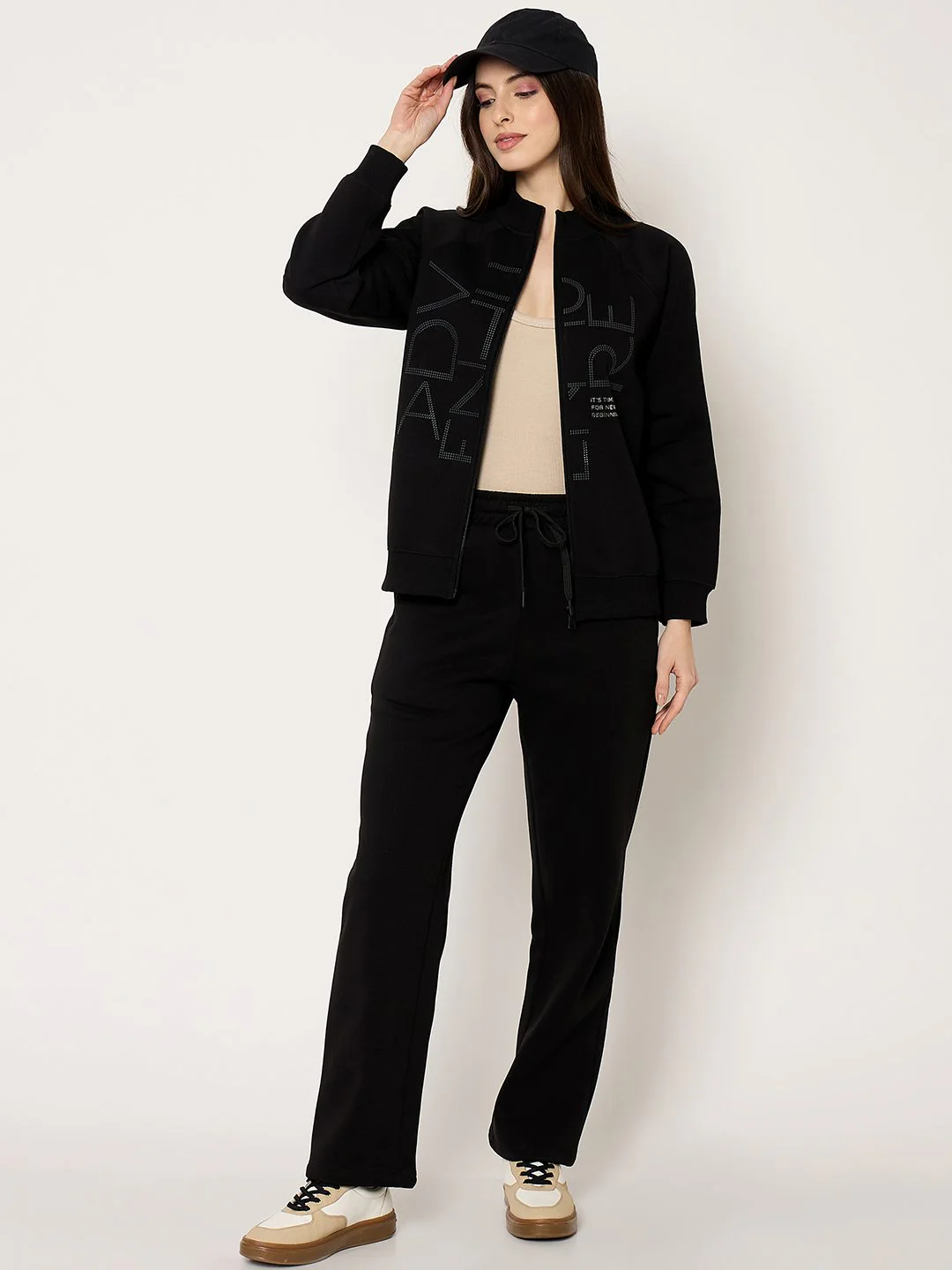 mSECRET Black Fleece Sweatshirt - Image 3